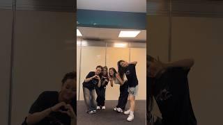 “Girls of the Year” dance challenge with TWICE JIHYO #TWICE #JIHYO #VCHA #GirlsOfTheYear