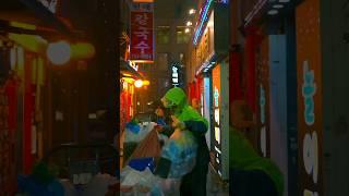 Seoul Summer Rainy Night 서울의 비내리는 여름밤 골목 풍경 #rainsounds  #seoultravel