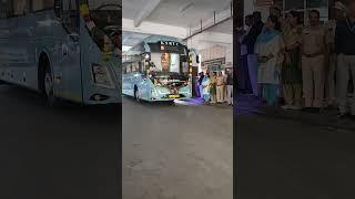 2 Cr Worth Bus KSRTC Ambari Utsav Volvo 9600  First Day in Shanthi Nagar Bangalore #ksrtc