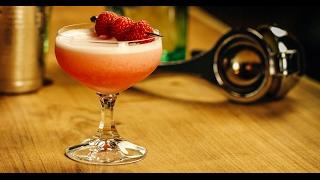 Clover Club Cocktail Recipe - Liquor.com