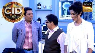 Tarika को देख Abhijeet के चेहरे पर आई बड़ी सी Smile | CID | Abhijeet & Tarika Mushy Moments