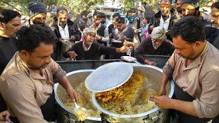 Crazy Rush of Peoples for RAWAS Wali BIRYANI | Biryani Breakfast in Karachi