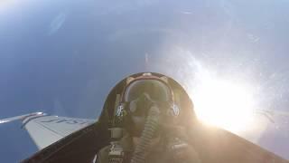 Cloverloop maneuver in Thunderbirds F-16 over Cape Kennedy