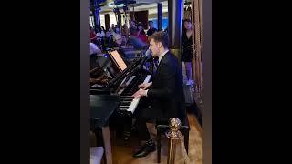 Laurier Lachance #RoyalCaribbean cruise Spectrum of the Seas - Don't miss his performance ft. 小幸運