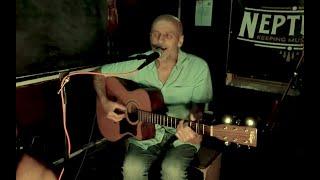 VR 360 - Phil Candee - Open Mic at the Neptune Inn