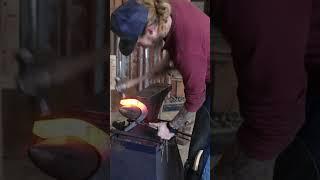 Building Large Roadsters for a Gypsy Vanner Draft Horse #blacksmith #forging #farrier