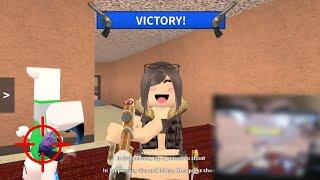 BEATING MM2 TEAMERS ON MOBILE W/ HANDCAM (Murder Mystery 2)