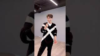 How to win rock-paper-scissors #howto #win #이특 #leeteuk #holypop #Shorts