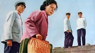 1963年拍的国产悬疑反特片《跟踪追击》，现在看依旧十分经典