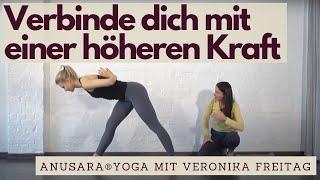 Mit einer höheren Kraft verbinden  I  Anusara®Yoga mit Veronika Freitag  I  Level  1- 2