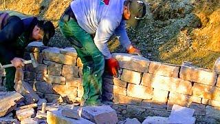 DRY STONE WALL BUILD, NATURAL STONE GARDEN WALL, PROFESSIONAL INSTRUCTION TIP, SET PORPHYRY YOURSELF