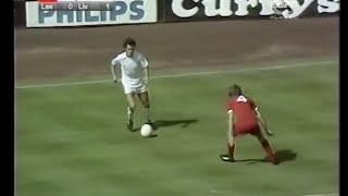 10/08/1974 Charity Shield LEEDS UNITED v LIVERPOOL