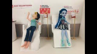 The Blood Drive- A Monster High/Ever After High Stop Motion