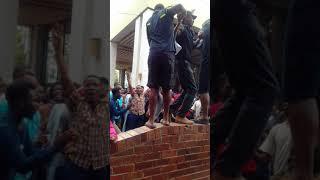 UZ students demonstration before mugabe goes