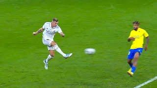 Toni Kroos is the PERFECT MIDFIELDER