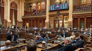 #Iowa bill to charge police for a felony regarding immigration