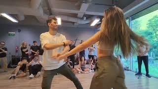 Mikael & Victoria - Brazilian Zouk in Singapore