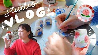 ART VLOG  I Make Lots of Art + Bake a Pink Cake