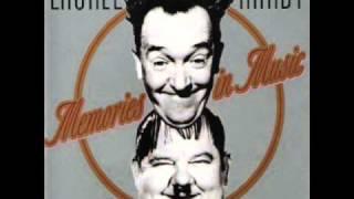 Laurel & Hardy - Lazy Moon 1931 Pardon Us - Jailbirds