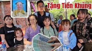 Đám tang bé Kim Tiểu Ly: Anh Phú kênh Độc Lạ Bình Dương trao tiền Khủng cho bà Ngoại