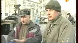 Падение башенного крана на улицу Красноярска