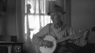 "Walking in the Parlor" by Lee Hammons, clawhammer banjo