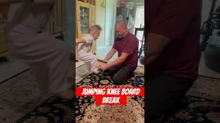 Jumping knee karate board break #karate #martialarts #taekwondo #boardbreaking