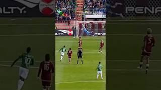 Vaca's Puskas-worthy golazo!