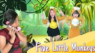 FIVE LITTLE MONKEYS JUMPING ON THE BED /WAHAHA TV