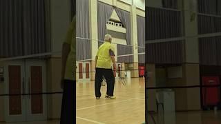 e 90-year-old Grandpa who plays badminton  90세에도 배드민턴치시는 할아버지! #배드민턴#할아버지#90세 #badminton