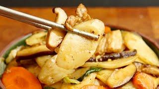 Shanghainese Stir-Fried Rice Cakes