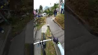 URBAN DOWNHIll MTB