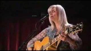 Emmylou Harris - The Darkest Hour Is Just Before Dawn (2007)