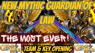 Gems of War NEW MYTHIC TROOP Guardian of Law Team & Key Opening | Is he good? How many keys did it??