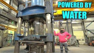 2000 TON HYDRAULIC PRESS | Speed and Power from pressure accumulators