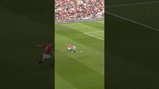 Fernando Torres with the finish vs Man United