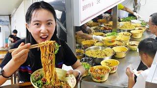 Luxurious breakfast rice noodles in Nanchang, super spicy yet packed!