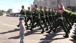 Воинское приветствие маленькому патриоту! Парад Победы (Русская армия)