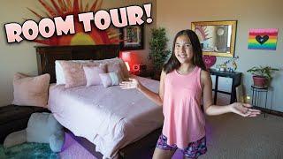 ROOM TOUR!!! What's in Jillian's Closet?  Decorating My Room with Stolen Furniture!