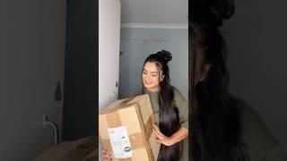 Unboxing Rahul’s Gift on Girlfriend Day #crafteraditi #unboxing #ASMR #shorts #gift @CrafterAditi