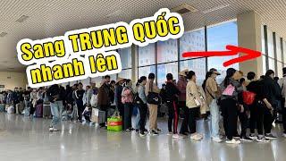 Hàng ngàn người Việt nối đuôi nhau để sang Trung Quốc - Chuyện gì vậy?