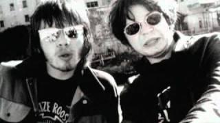 Supergrass - Caught By The Fuzz (Official HD Video - US Version)