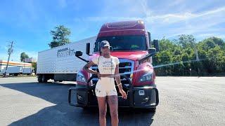 Female Truck Driver. Loose Potato load. 2023 Freightliner problems