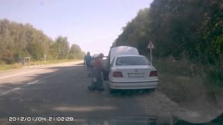 Crazy Russian Road Help (Meanwhile in Russia)