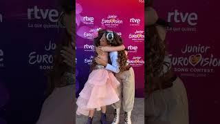 Chloe DelaRosa ( JESC 2024) and Sandra Valero ( JESC 2023)