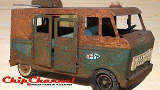 1960s Rusty Structo Emergency Rescue Van Restoration