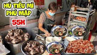 Hủ Tiếu Mì Phú Mập 55K Hút Khách Nhờ Nồi Nước Lèo Trong Vắt Hơn Chục Kí Xương