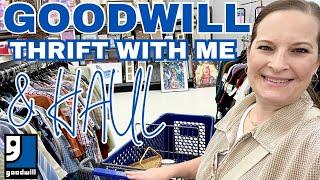 Thrift Store Shopping • Thrifting Home Decor at Goodwill! Thrift Store Finds • Thrift with Me