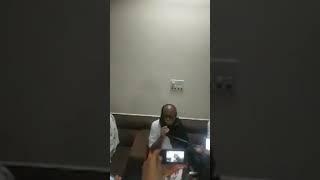 Angry BJP leader Pabubha Manek rushes to Morari Bapu, BJP MP Poonam Madam intervenes