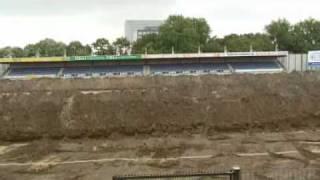 15/6/2010 Aanleg kunstgrasveld in Stadion Woudestein